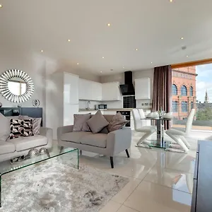 Amazing Centre Penthouse With Private Roof Terrace Newcastle upon Tyne